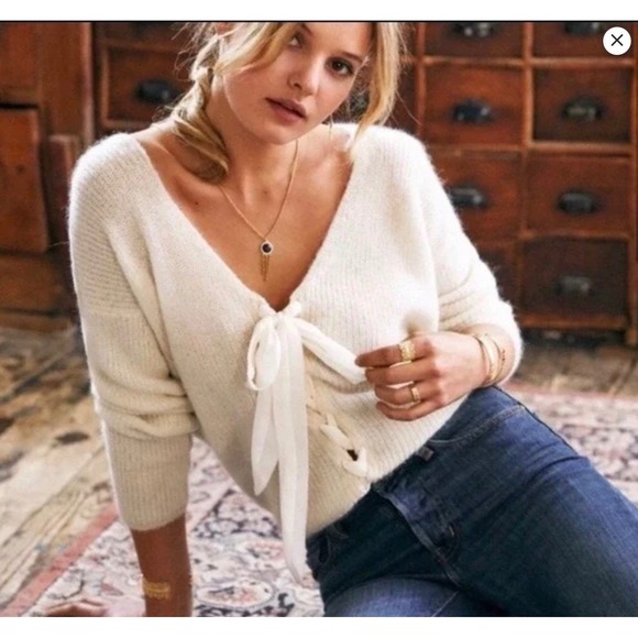 Sezane Mohair Alpaca Lace Up Sweater Cream White Back Coquette Size M Italy - Picture 13 of 13